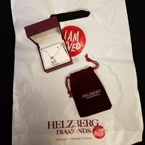 Gorgeous sterling silver and cz diamond necklace